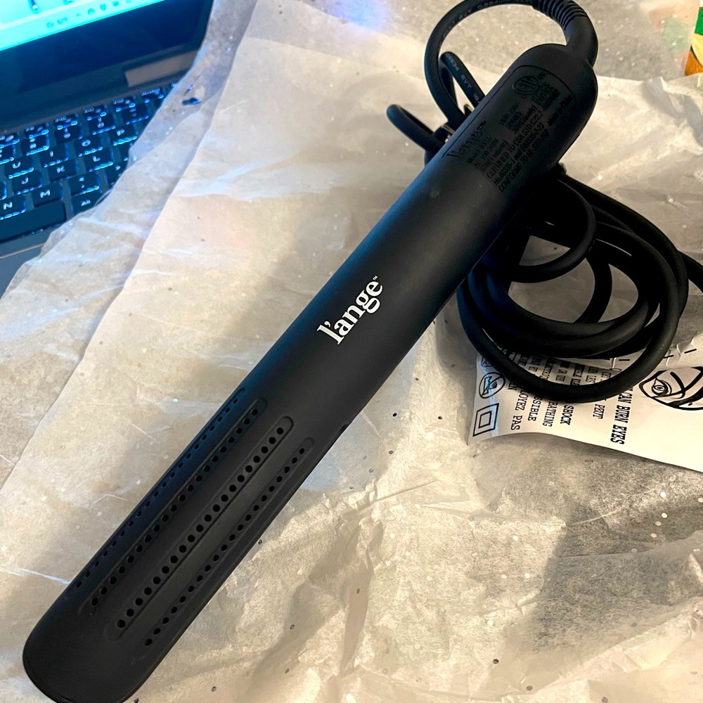 Le Duo / Black 
360° Airflow Styler